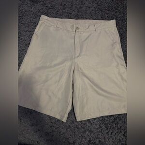 Men’s Khaki Shorts